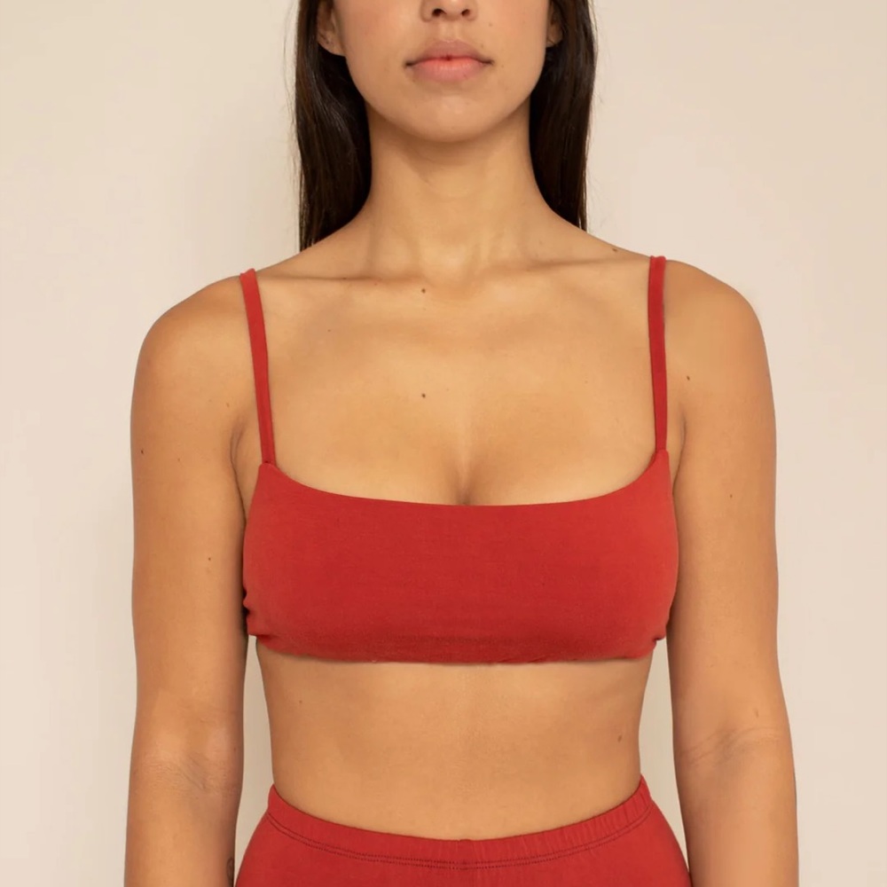 Hara the label Leo High Cut Bra in cherry red size medium - bamboo
